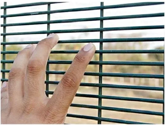 358 سياج سلكي أمني