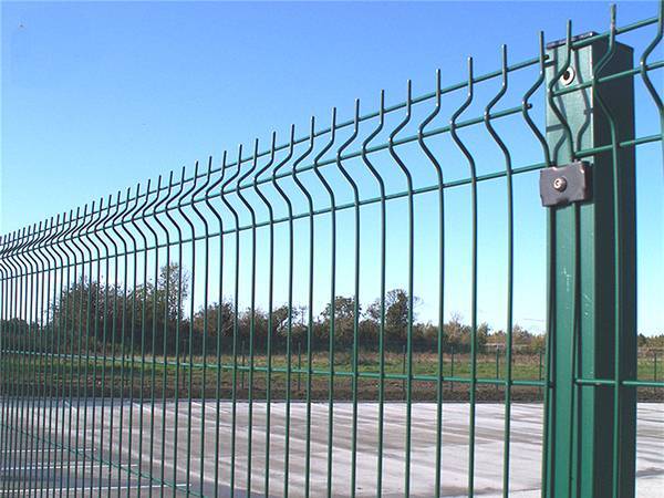 powder coating curvy wire fence
