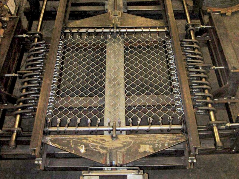 Professional quality control testing for metal fence tensile strength in a Chinese factory laboratory